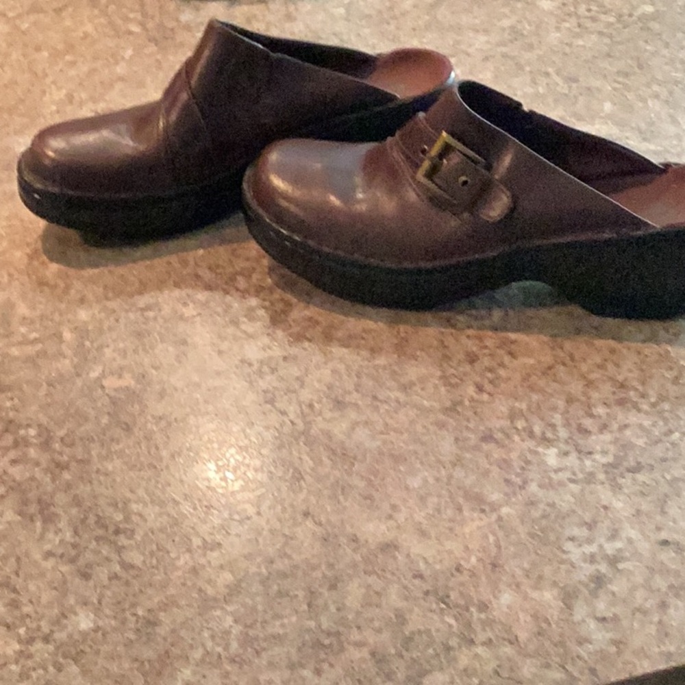 Clark.  Brown mules. 7 1/2